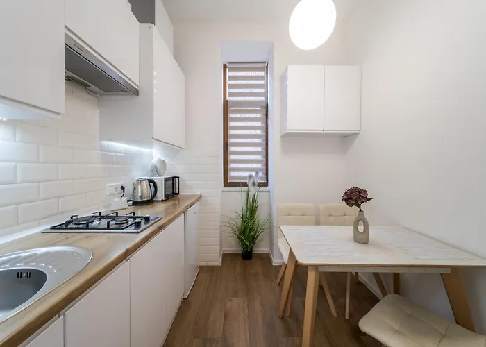 Demar Chehova Апартаменти Львів