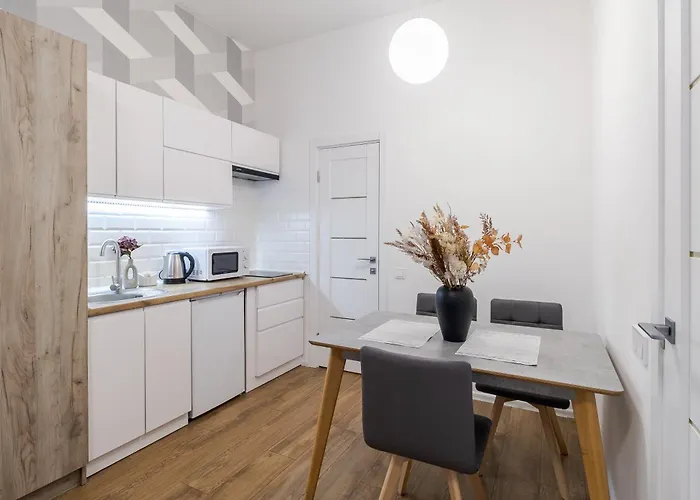 Demar Chehova * לבוב